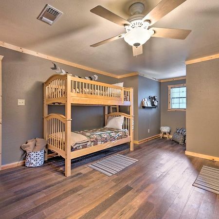 Villa Broken Bow Retreat On 2 Acres With Hot Tub And Deck! Exterior foto