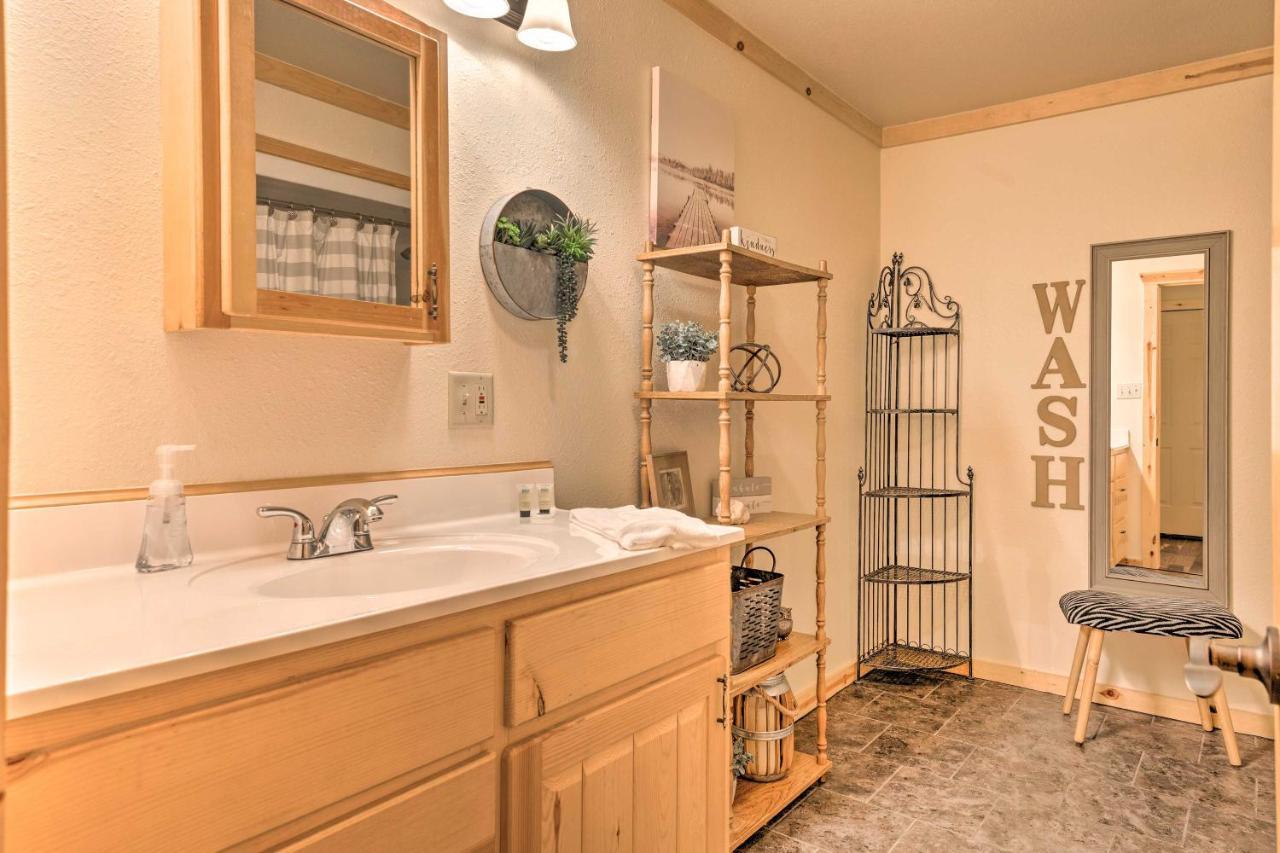 Villa Broken Bow Retreat On 2 Acres With Hot Tub And Deck! Exterior foto